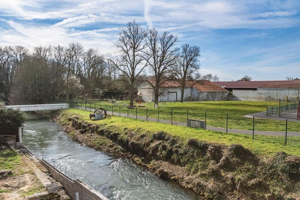 "Le Chaleureux" Appartement Pour 4 Personnes Isles-sur-Suippe Luaran gambar